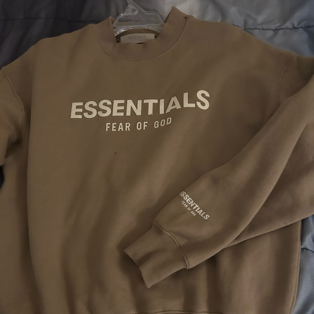 Essentials Sweatshirt